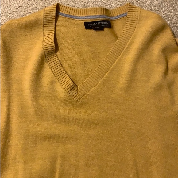 Sweater - Picture 2 of 2